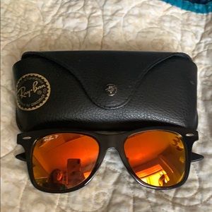 Black Polarized Ray Bans with case